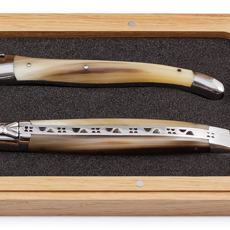 Laguiole en Aubrac 2 Piece Knife and Fork Carving Set - Light Horn Handles