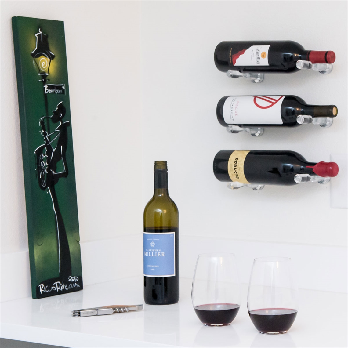 VintageView Wall Mounted Vino Series - Vino Pins 1 Bottle Wine Rack - Acrylic