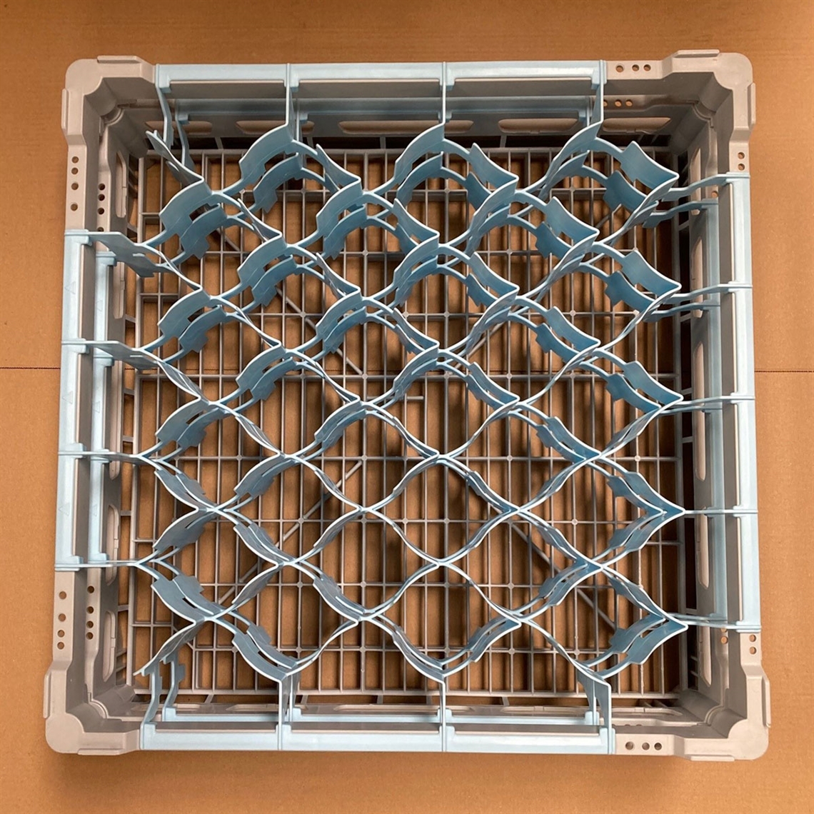 Ex-Use Fries Glass Washer Tray 500 x 500 x 140mm - 44 Glasses - 67mm Cell